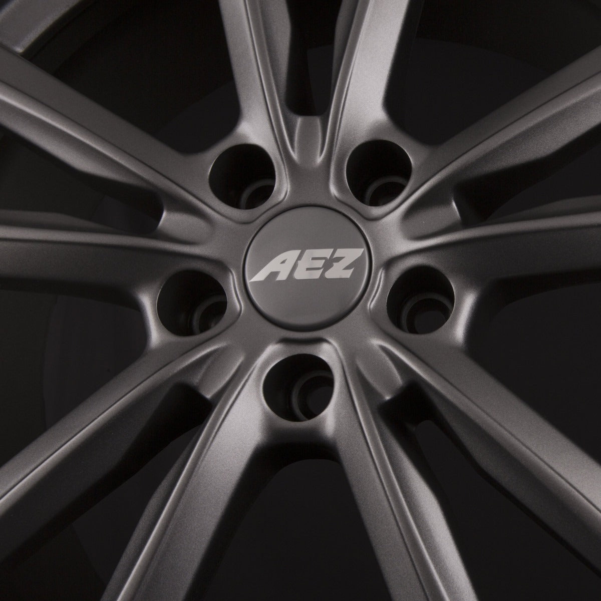 AEZ Tioga GRAPHITE - Graphite Matt Alufelge 7x17 Zoll ET46 LK 5x112 ML57.1 – Bild 5
