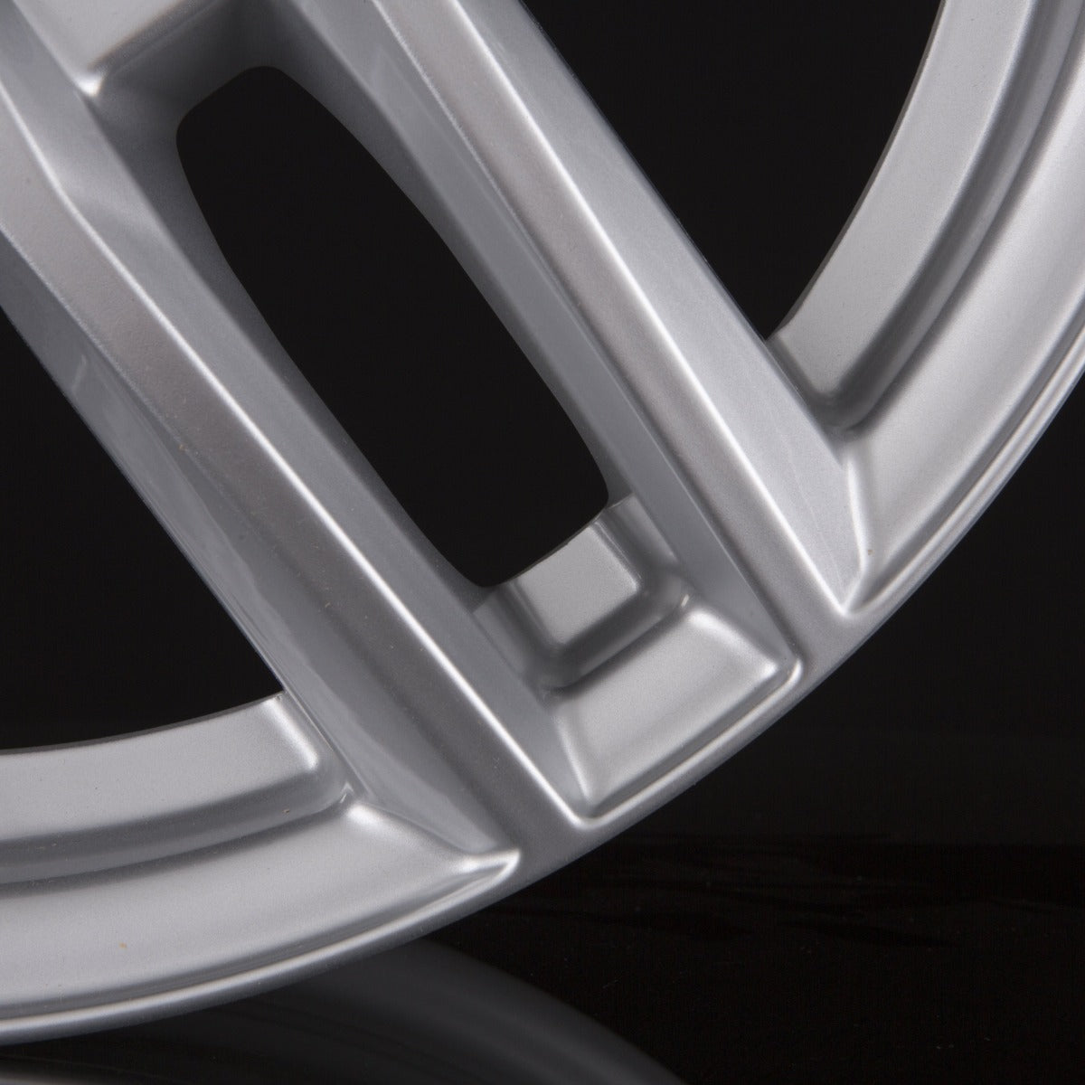 DBV Andorra TR Silver Alufelge 7.5x18 Zoll ET51 LK 5x112 ML57.1 – Bild 5