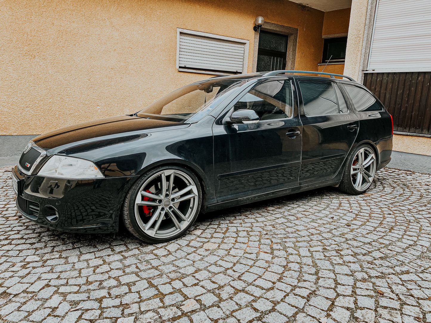 2DRV WH27 daytona grau hochglanzpoliert 9.5x21 ET31 - LK5/112 ML66.6