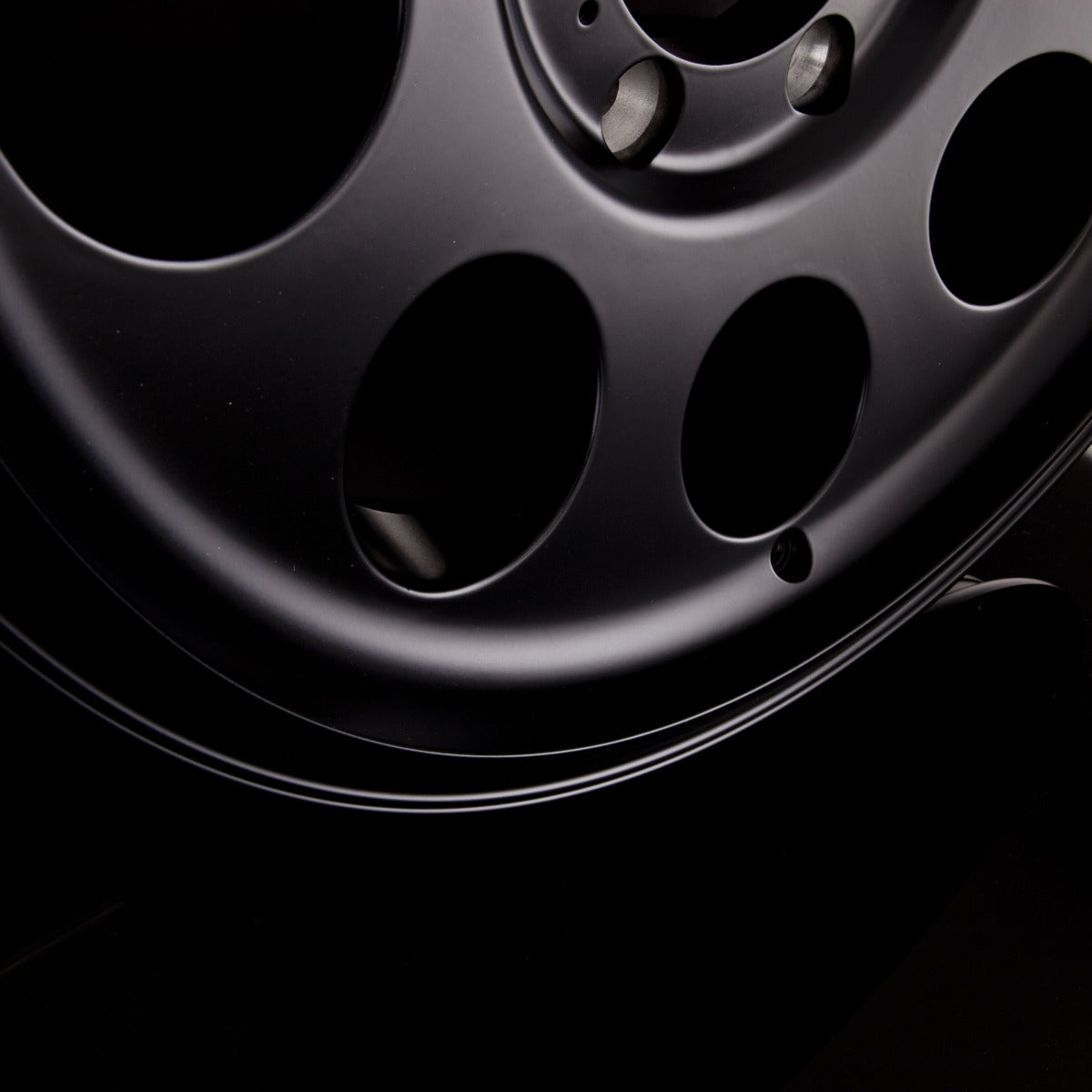 DELTA 4x4 Klassik Black Matt Alufelge 9.5x20 Zoll ET25 LK 6x130 ML84.1 – Bild 5