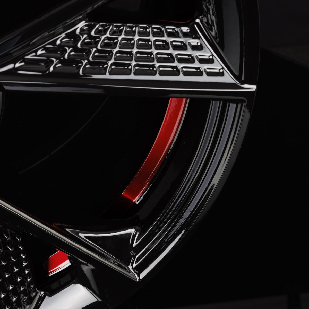 MAM RS6 black painted red inside Alufelge 7.5x17 Zoll ET45 LK 5x112 ML66.6 – Bild 7