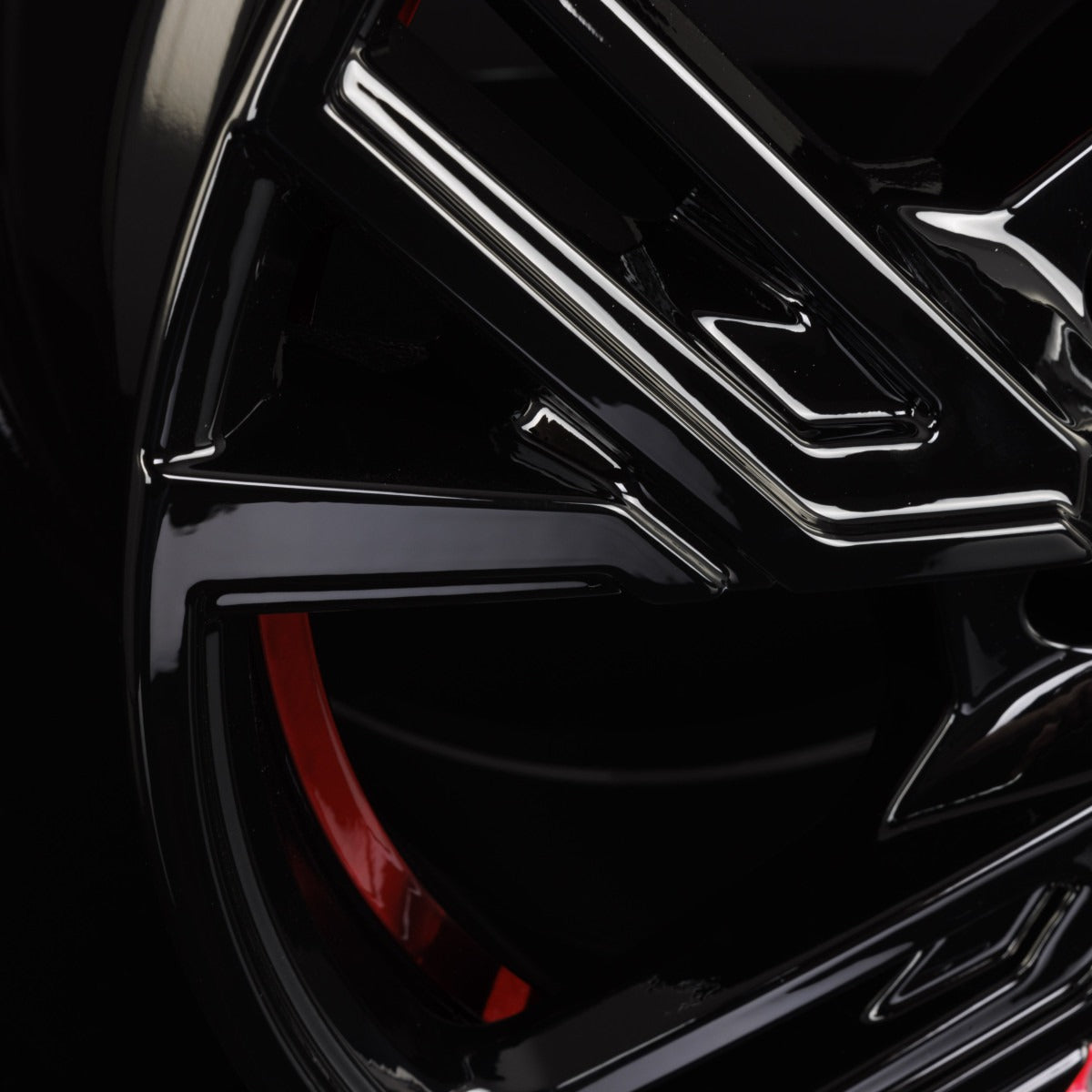 MAM RS5 black painted red inside Alufelge 8.5x19 Zoll ET45 LK 5x108 ML72.6 – Bild 7