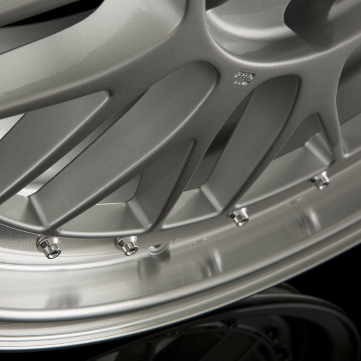 Ultra Wheels UA3-LM Silver Rim Polished Alufelge 8.5x20 Zoll ET35 LK 5x120 ML72.6 – Bild 5