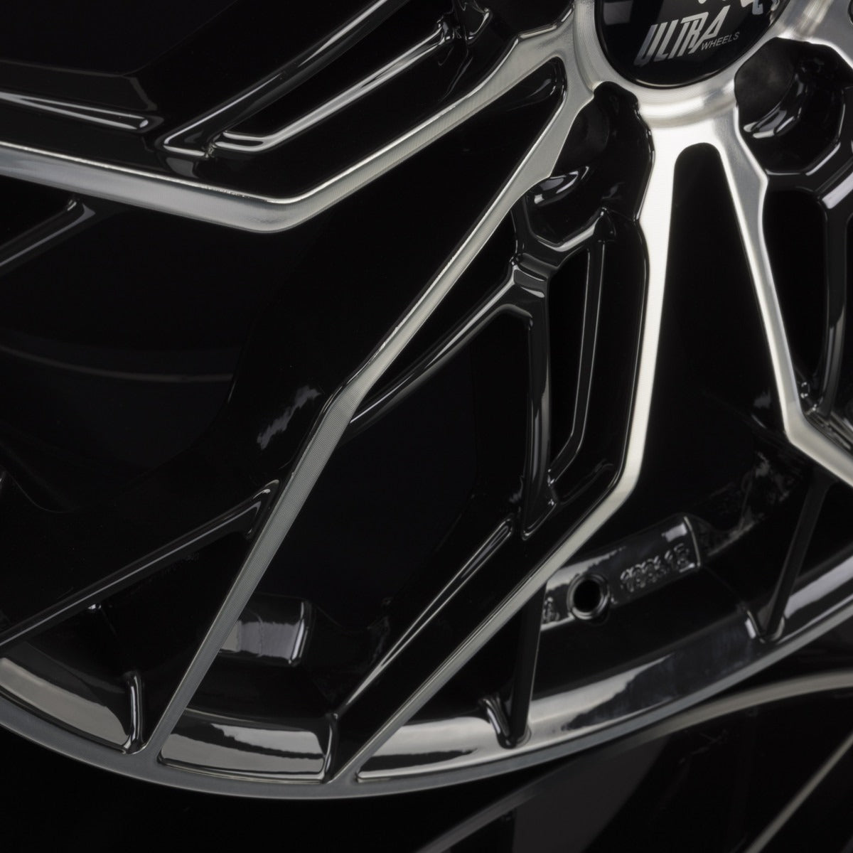 Ultra Wheels UA25-X-Ray Black Polished Alufelge 8.5x19 Zoll ET35 LK 5x120 ML72.6 – Bild 5