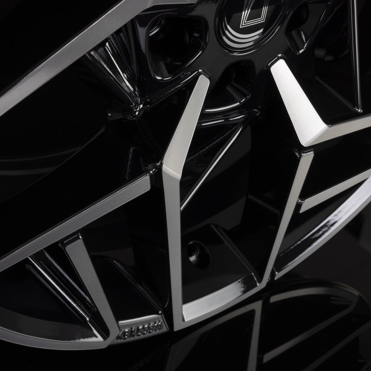 Diewe Wheels Nora NERO S MACHINED - Schwarz Glanz Frontpoliert Alufelge 8x19 Zoll ET43 LK 5x112 ML66.6 – Bild 7