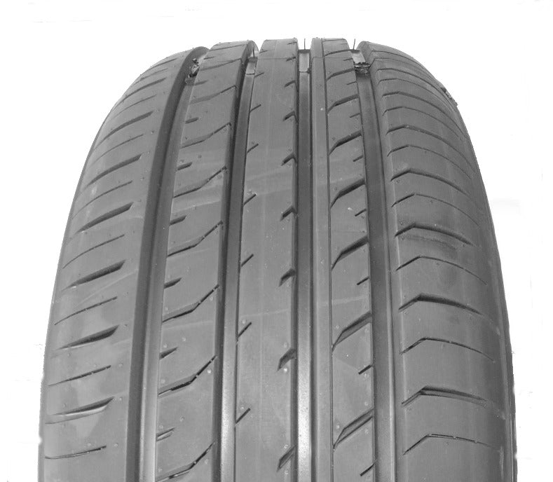 Davanti DX390 215/55 R16 93V Sommer