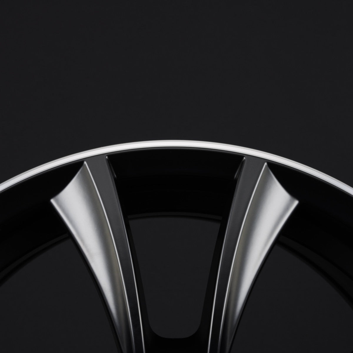 Schmidt REVOLUTION Stormer Satin Black Hornpoliert mit Softhorn Alufelge 8.5x18 Zoll ET34 LK 5x114.3 ML67.1 – Bild 5
