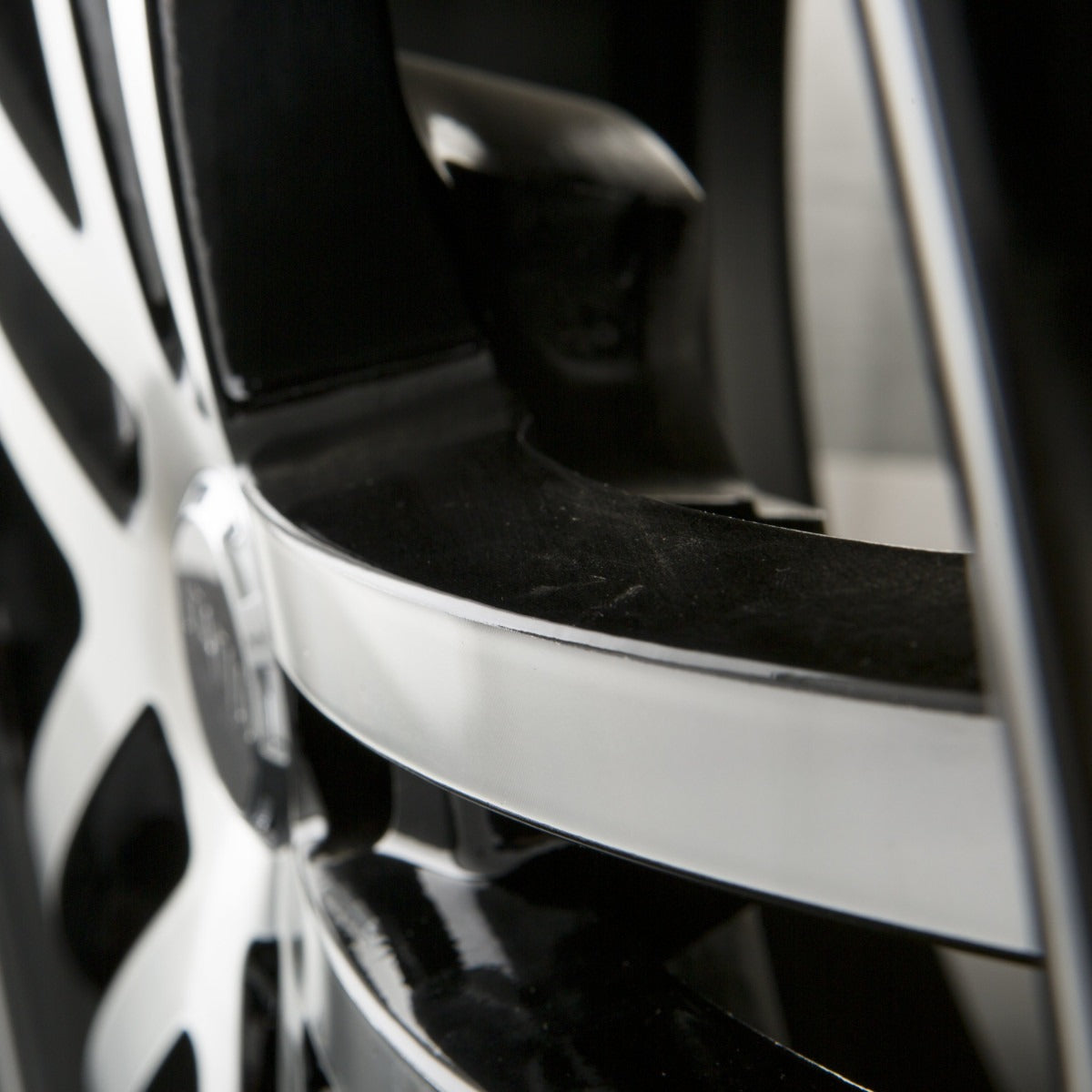 Status Alloy KNIGHT-5 Black Machined Alufelge 8.5x20 Zoll ET38 LK 5x114.3 ML73.1 – Bild 5