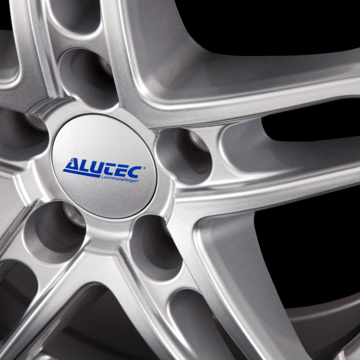 Alutec Poison Polar-Silber Alufelge 6x16 Zoll ET44 LK 4x100 ML56.1 – Bild 4