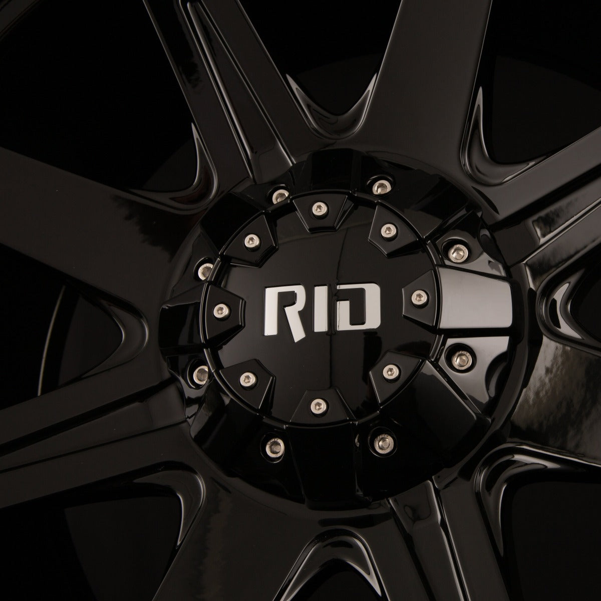 RID R05 Gloss Black Alufelge 9x20 Zoll ET18 LK 6x139.7 ML106.1 – Bild 4