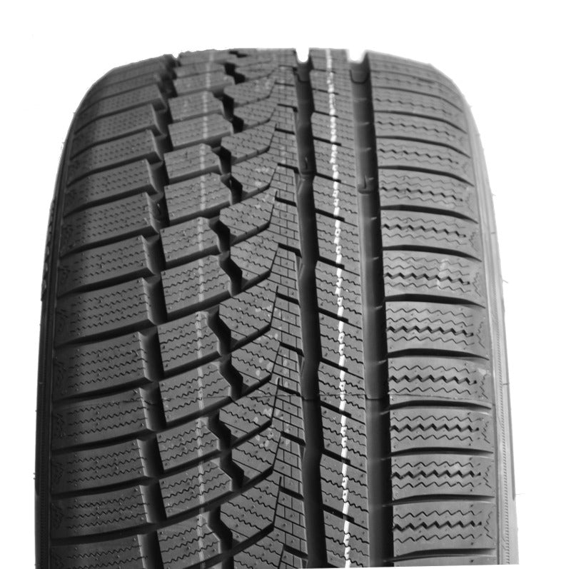Zeetex WH1000 225/60 R18 104V Winter DOT 2021