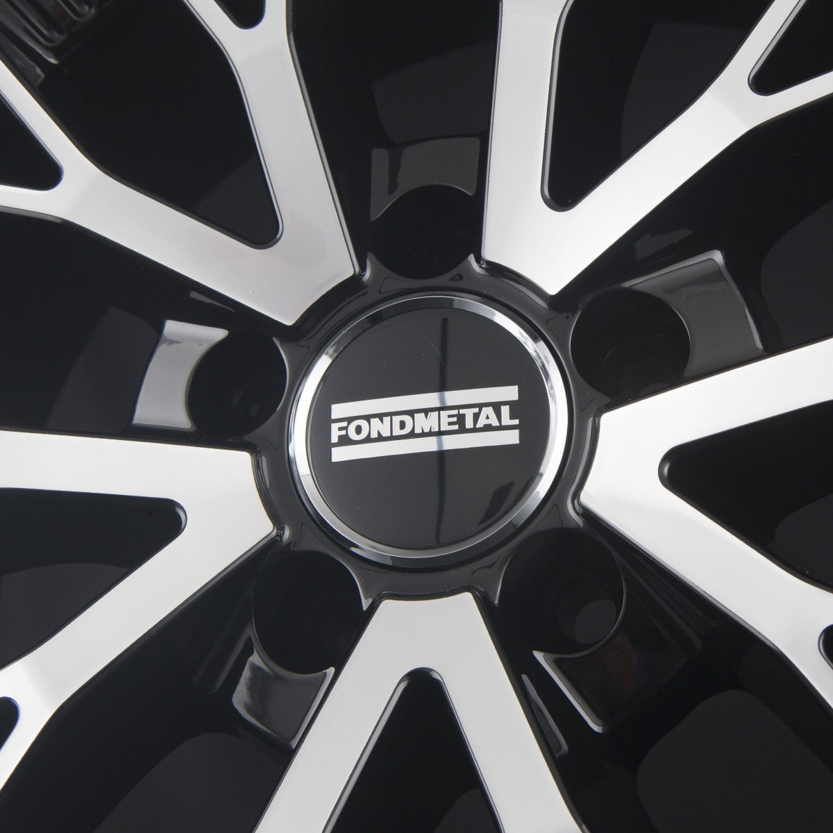 Fondmetal Kari Glossy Black Machined Alufelge 8.5x20 Zoll ET35 LK 5x114.3 ML64.1 – Bild 3