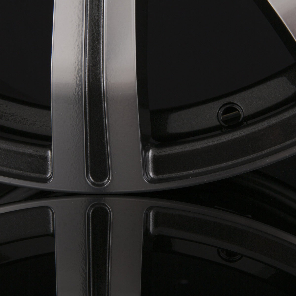 Cheetah Wheels Lombartho LX Gunmetal Front Polished Alufelge 9.5x20 Zoll ET40 LK 5x112 ML70.1 – Bild 4