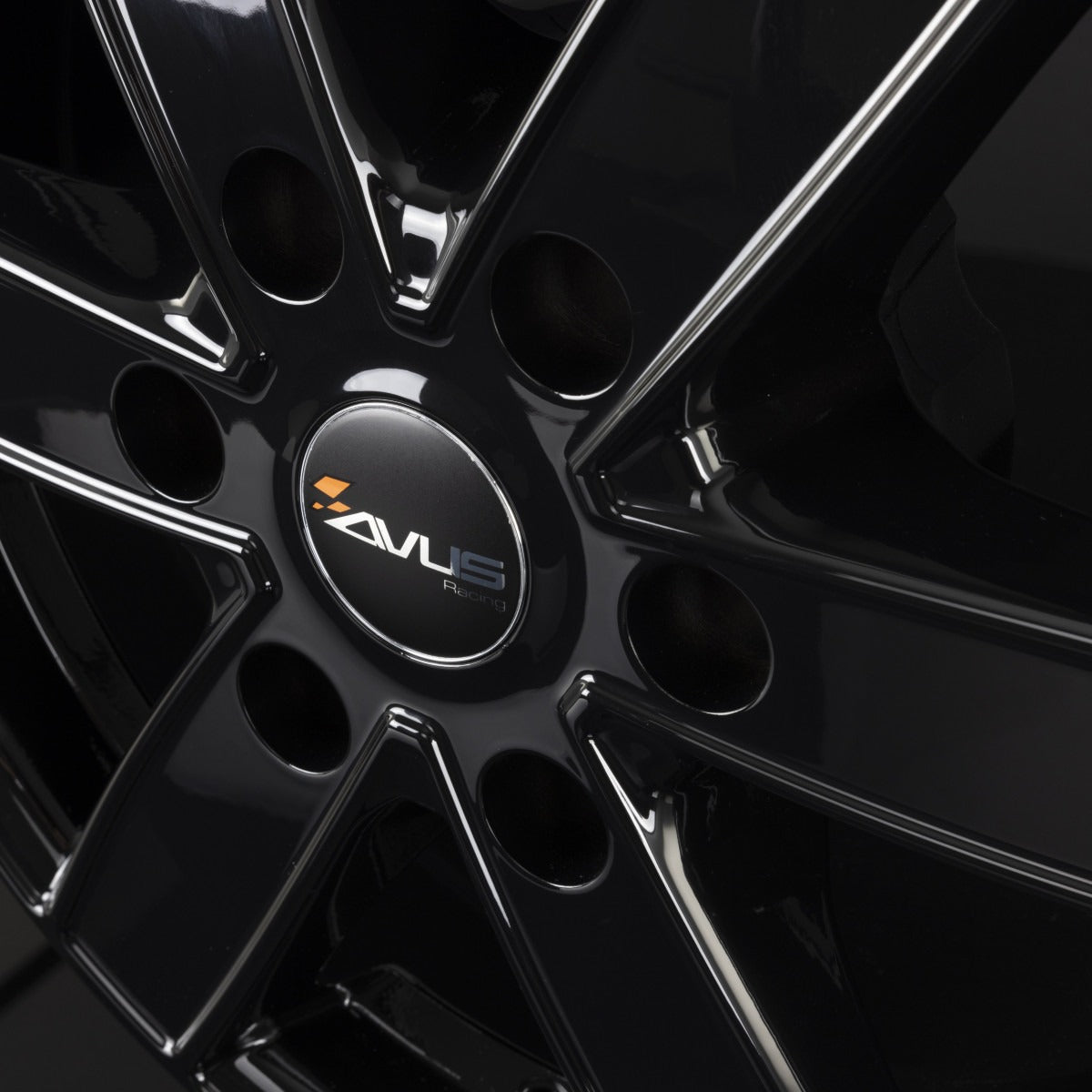 Avus Racing AC-V61 Black Alufelge 8x18 Zoll ET45 LK 6x114.3 ML66.1 – Bild 3