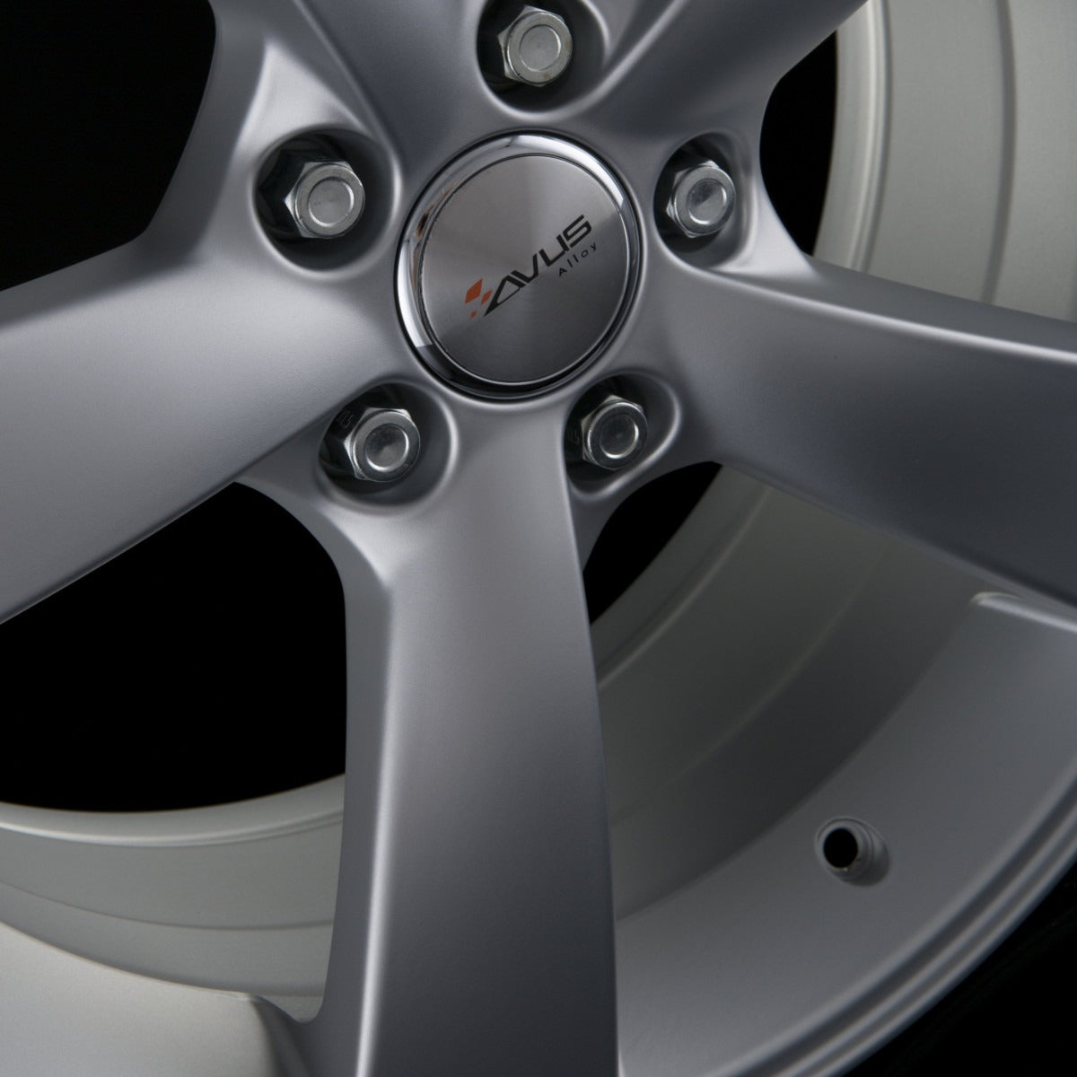 Avus Racing AF10 Hyper Silver Alufelge 7.5x17 Zoll ET48 LK 5x108 ML73.1 – Bild 4