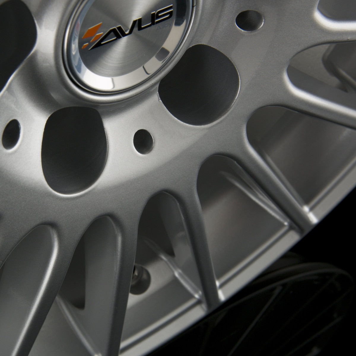 Avus Racing AC-M03 Hyper Silver Alufelge 6.5x16 Zoll ET48 LK 5x112 ML66.6 – Bild 4