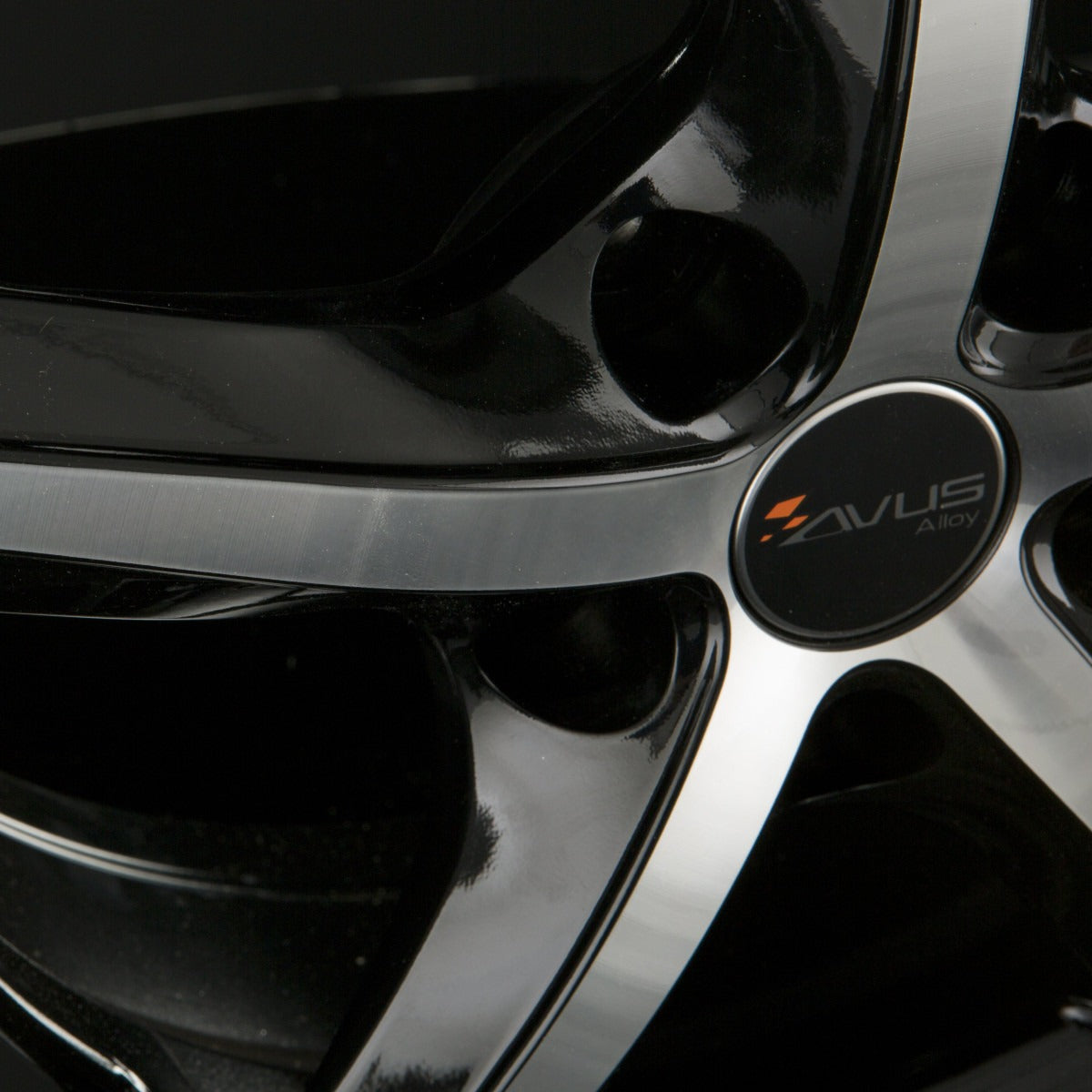 Avus Racing AF8 Black Polished Alufelge 7.5x17 Zoll ET45 LK 5x112 ML66.6 – Bild 4