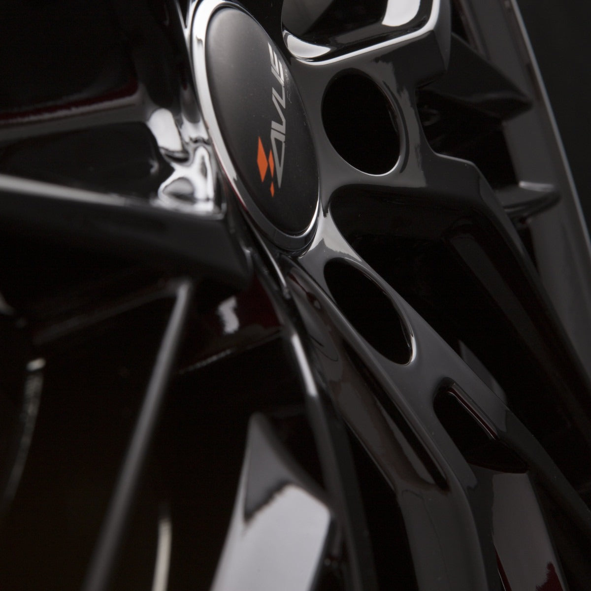 Avus Racing AF19 Black Polished Lip Alufelge 8x18 Zoll ET30 LK 5x112 ML66.6 – Bild 3
