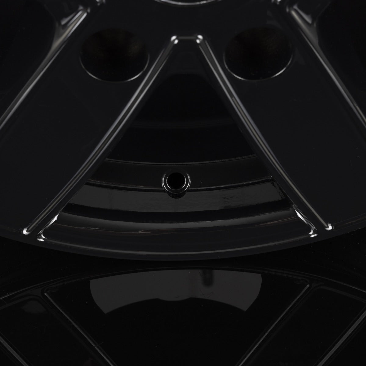 Avus Racing AC-V61 Black Alufelge 7.5x17 Zoll ET55 LK 6x139.7 ML93.1 – Bild 4