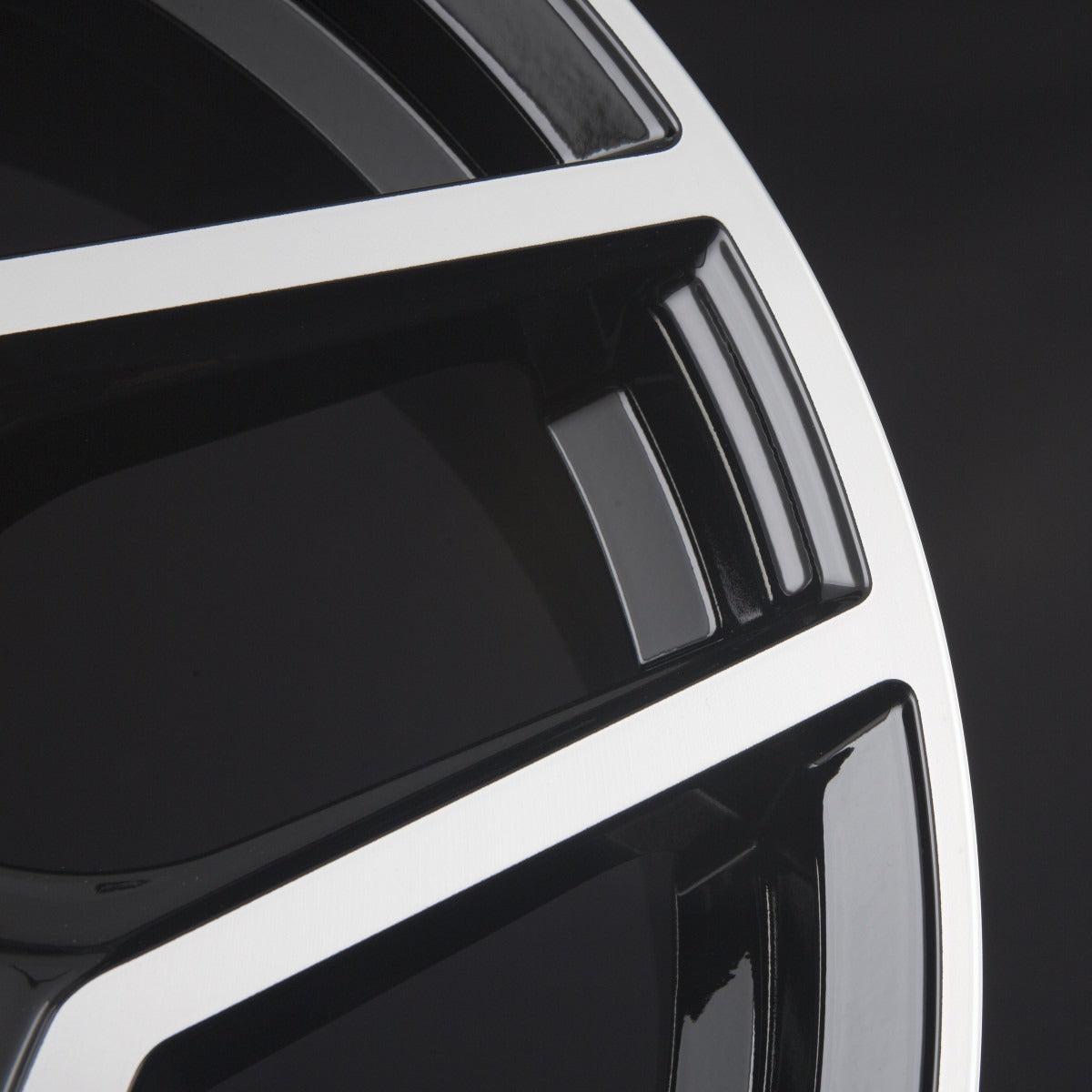 Avus Racing AC-519 black polished Alufelge 7.5x18 Zoll ET45 LK 5x108 ML73.1 – Bild 6