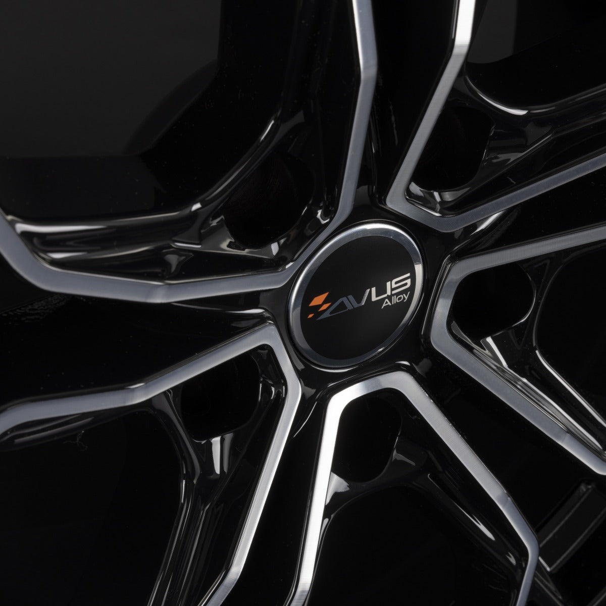 Avus Racing AC-M10 Black Polished Alufelge 8x18 Zoll ET29 LK 5x112 ML66.6 – Bild 3
