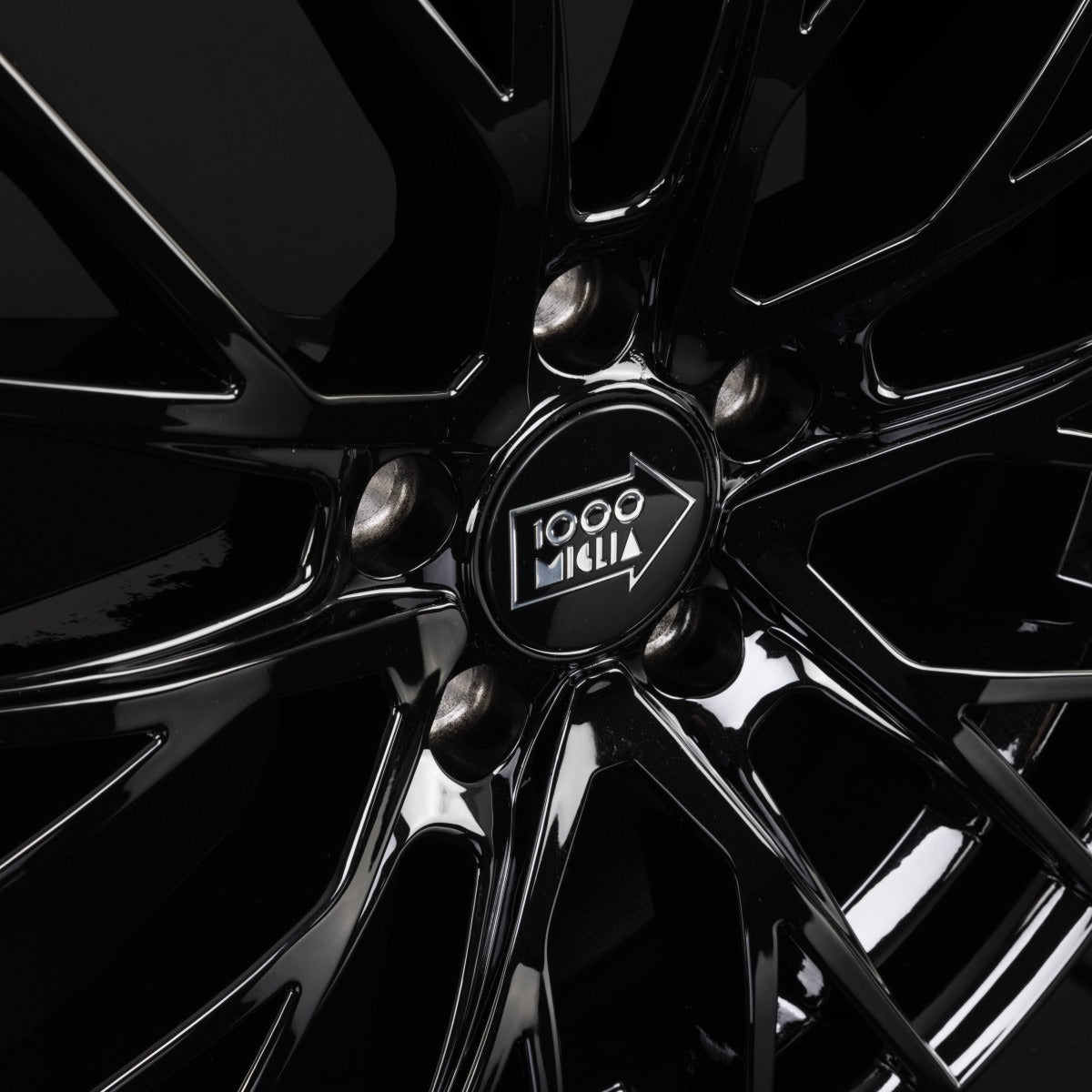 1000 Miglia MM1009 gloss black Alufelge 8x18 Zoll ET45 LK 5x114.3 ML79.5 – Bild 5