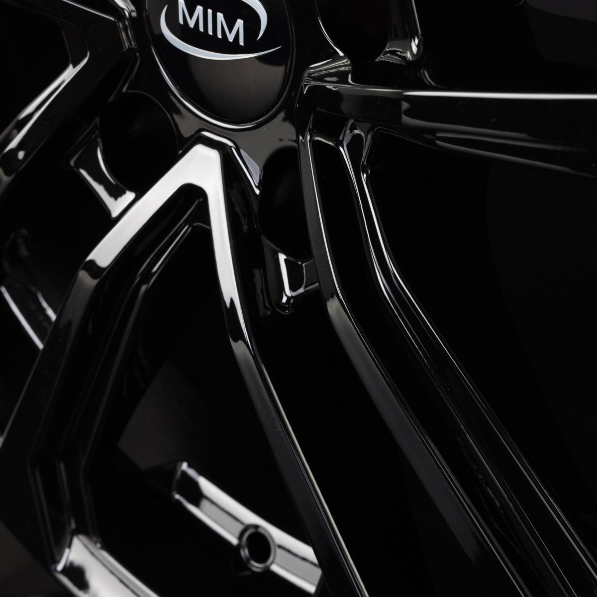 MIM Esis Black Glossy Alufelge 6.5x16 Zoll ET40 LK 5x114.3 ML73.1 – Bild 4