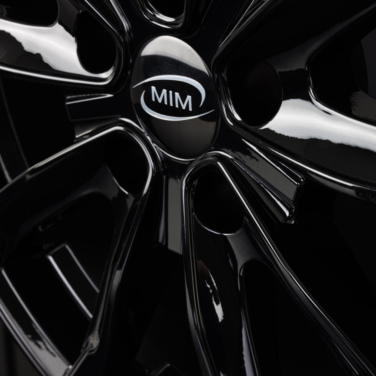 MIM EVO001 Black Glossy Alufelge 7x17 Zoll ET35 LK 5x105 ML56.6 – Bild 3