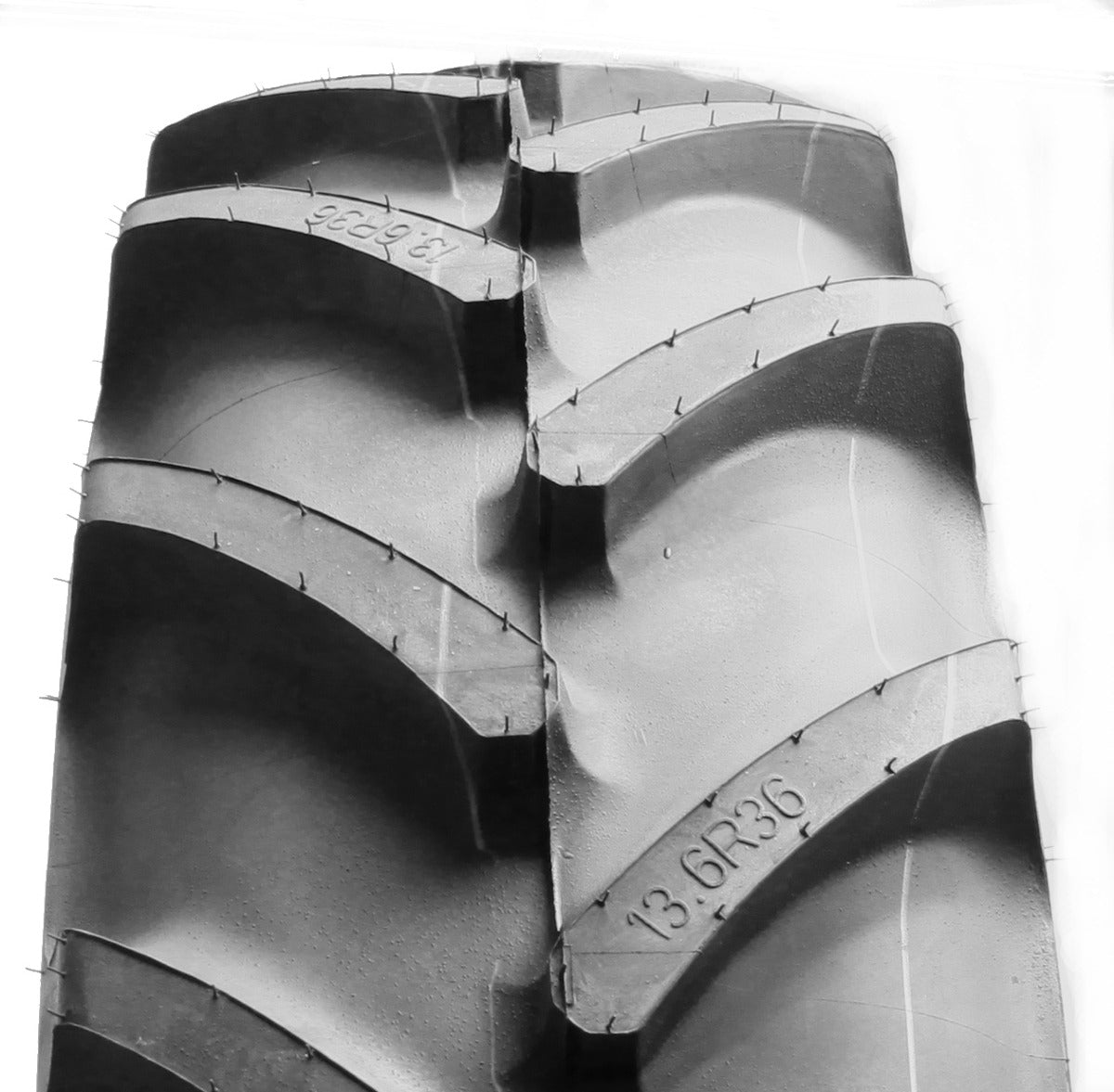 Mitas AC65 540/65 R38 147D DOT 2020