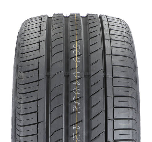 Nexen N`Fera SU1 215/55 R17 94V Sommer DOT 2020