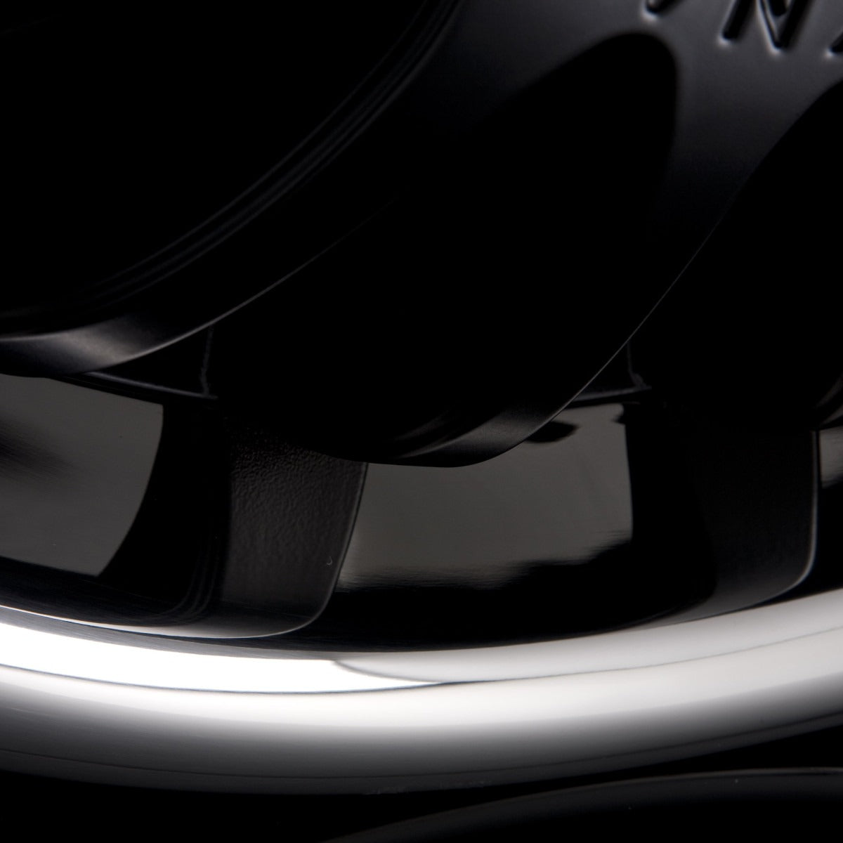 Team Dynamics Equinox Racing-Flat-Black + Edelstahltiefbettring Alufelge 9x18 Zoll ET35 LK 5x112 ML73.1 – Bild 4