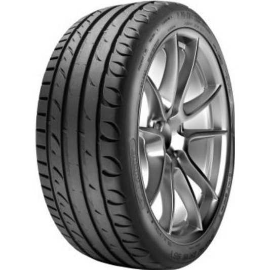 Taurus Ultra High Performance 225/50 R17 98Y Sommer