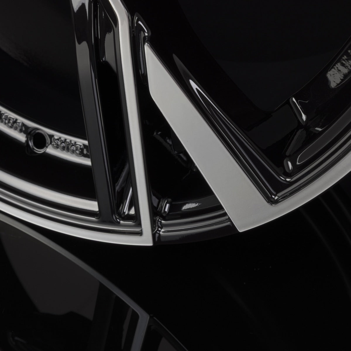 Infiny Stadt Individual Noir Brillant Face Polie - Bright Black Machined Alufelge 8.5x20 Zoll ET42 LK 5x112 ML66.6 – Bild 4