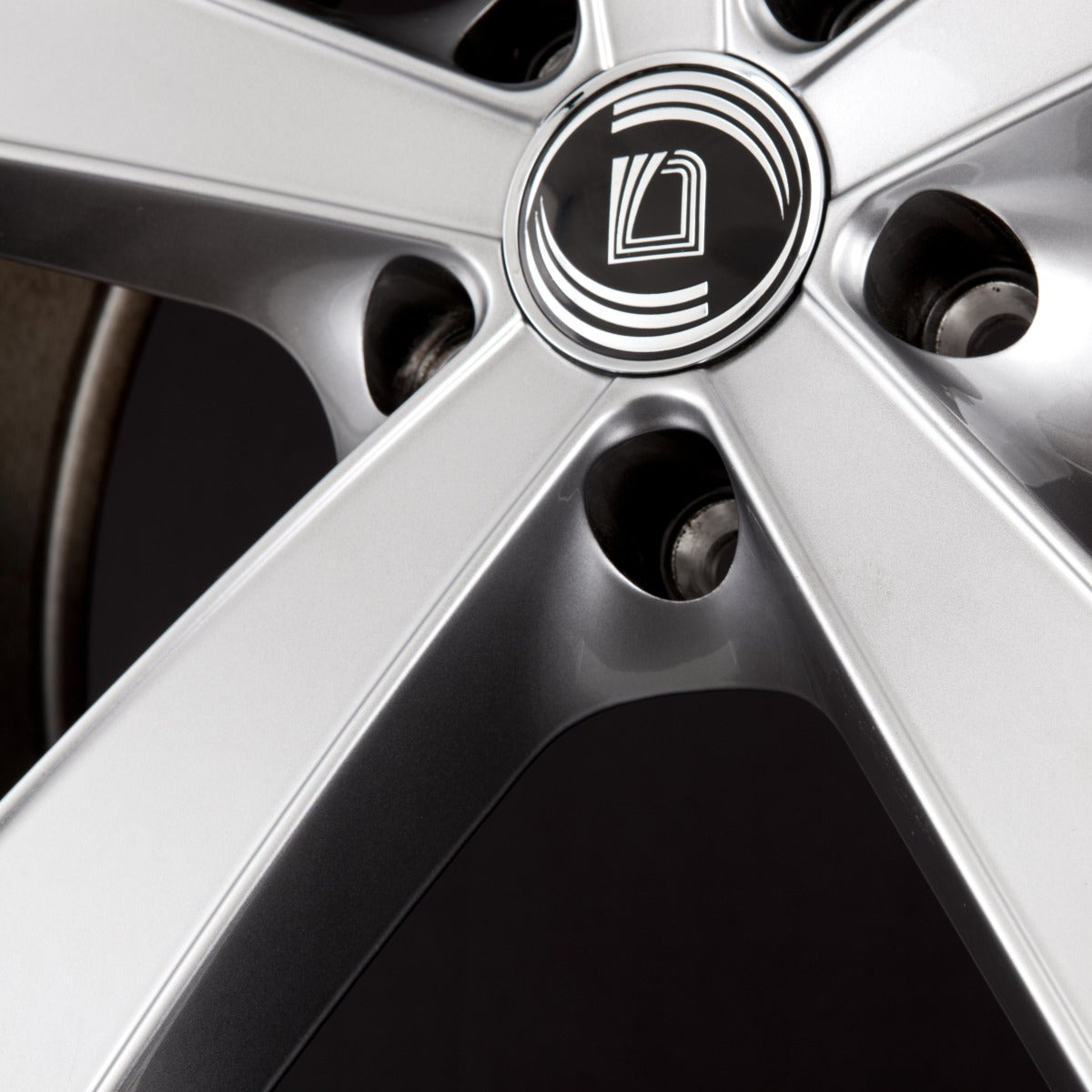 Diewe Trina II ARGENTO - Silber Alufelge 8x18 Zoll ET35 LK 5x115 ML70.2 – Bild 3