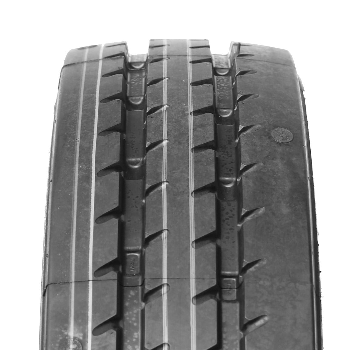 Continental RV20 250/70 R15 153A5