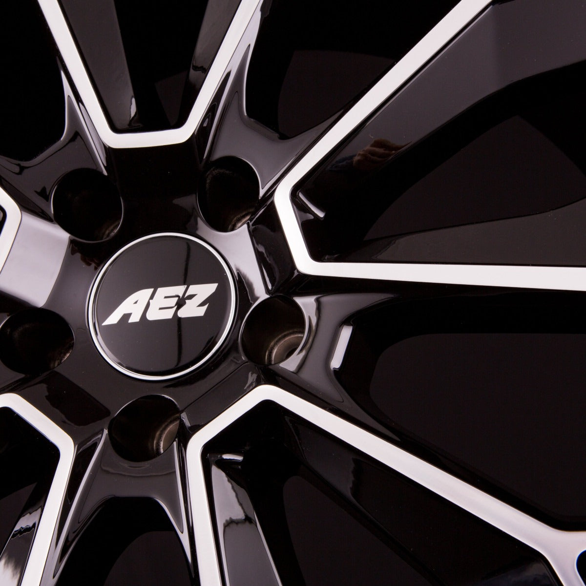 AEZ Leipzig DARK - Schwarz Glänzend Frontpoliert Alufelge 9x20 Zoll ET20 LK 5x112 ML66.6 – Bild 5
