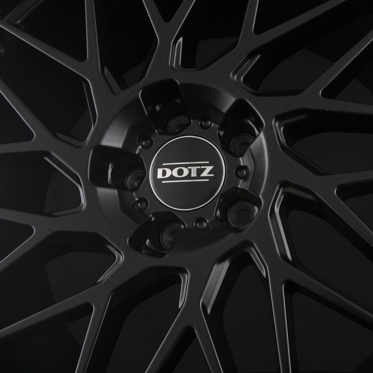 Dotz Tanaka BLACK - Black Matt Alufelge 8x18 Zoll ET40 LK 5x112 ML70.1 – Bild 3