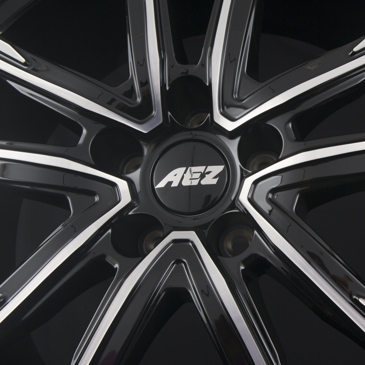 AEZ Montreal DARK - Schwarz Glänzend Frontpoliert Alufelge 7.5x18 Zoll ET48 LK 5x112 ML70.1 – Bild 4