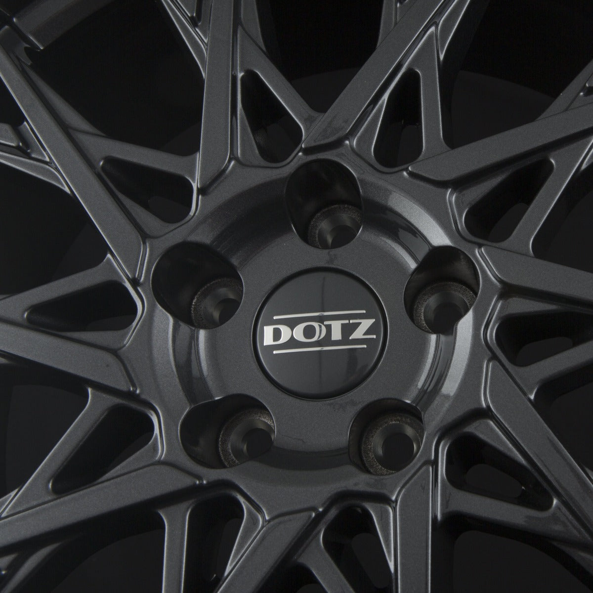 Dotz Fuji GREY - Gunmetal Alufelge 8x19 Zoll ET40 LK 5x108 ML70.1 – Bild 4