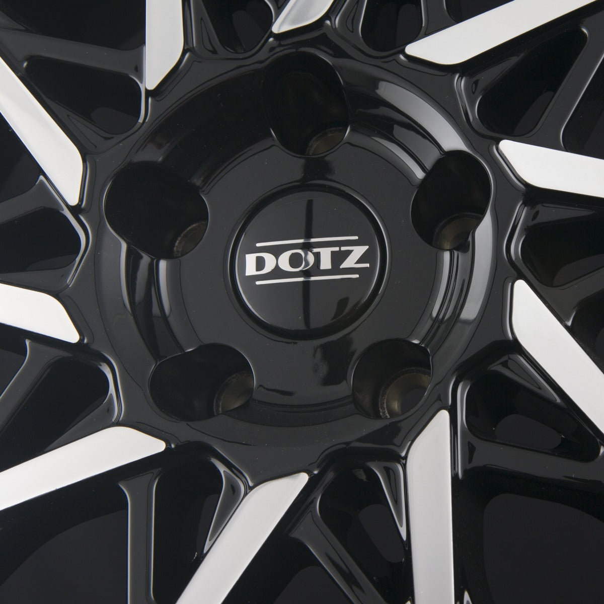Dotz Fuji DARK - Schwarz Frontpoliert Alufelge 8x19 Zoll ET50 LK 5x112 ML70.1 – Bild 4