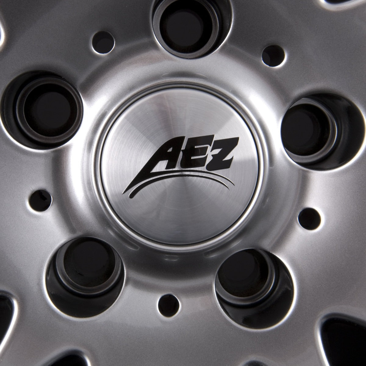 AEZ XYLO High Gloss Alufelge 7x17 Zoll ET40 LK 5x114.3 ML71.6 – Bild 3