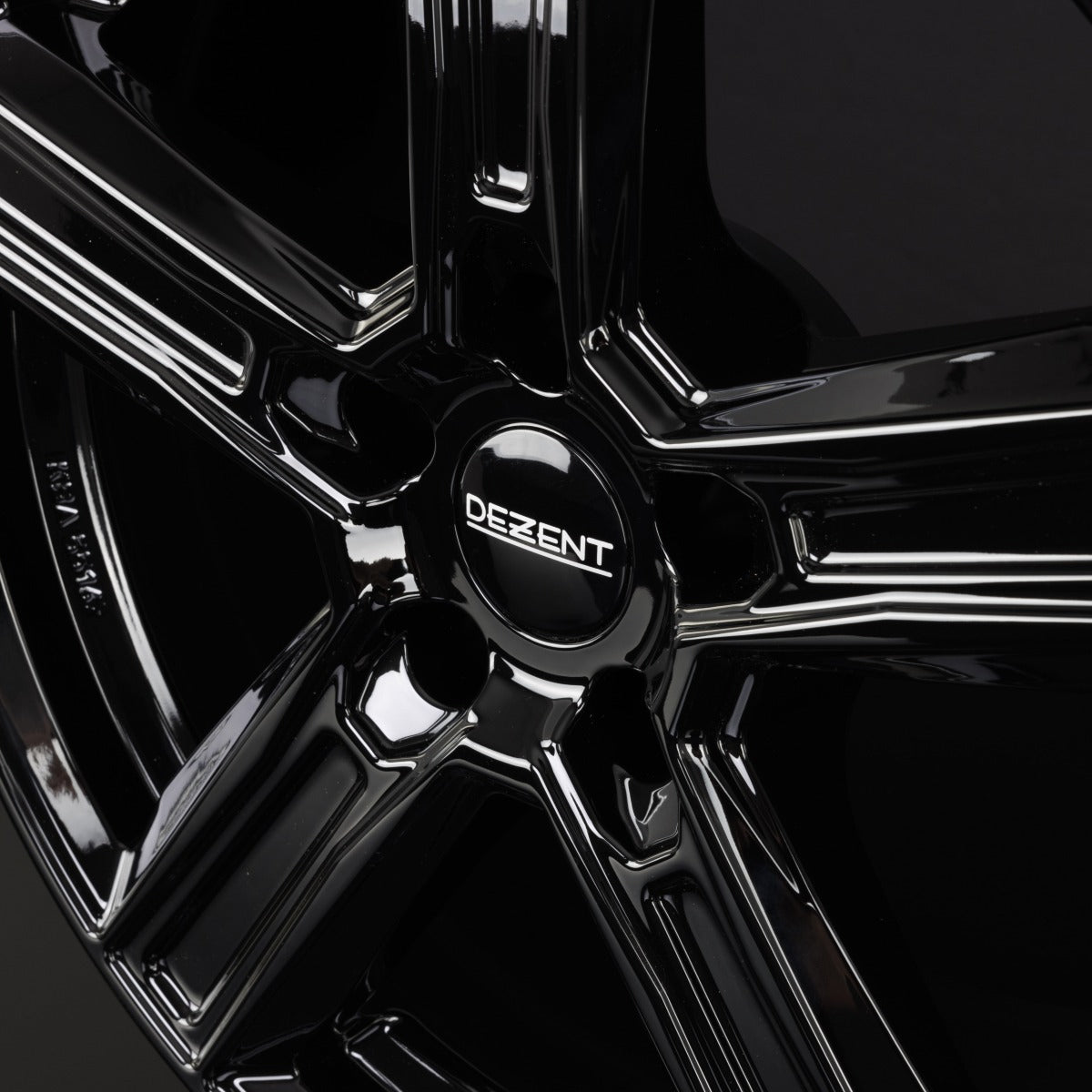 Dezent KG BLACK - Schwarz Alufelge 8x19 Zoll ET32.7 LK 5x112 ML66.6 – Bild 3