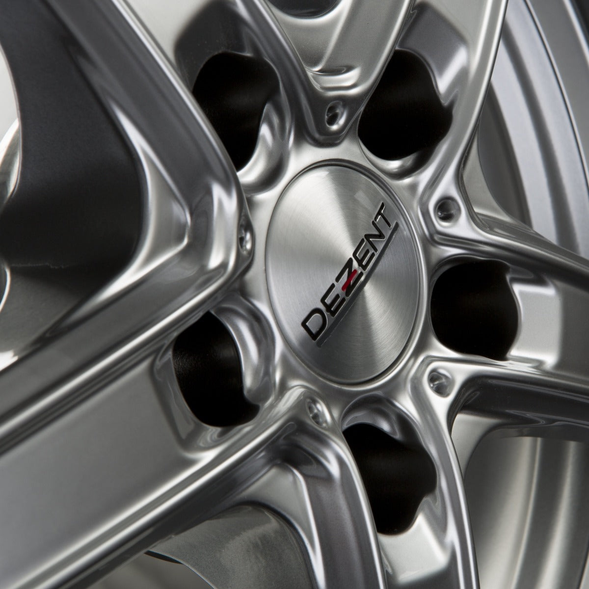 Dezent RN High Gloss Alufelge 7.5x17 Zoll ET38 LK 5x114.3 ML71.6 – Bild 5