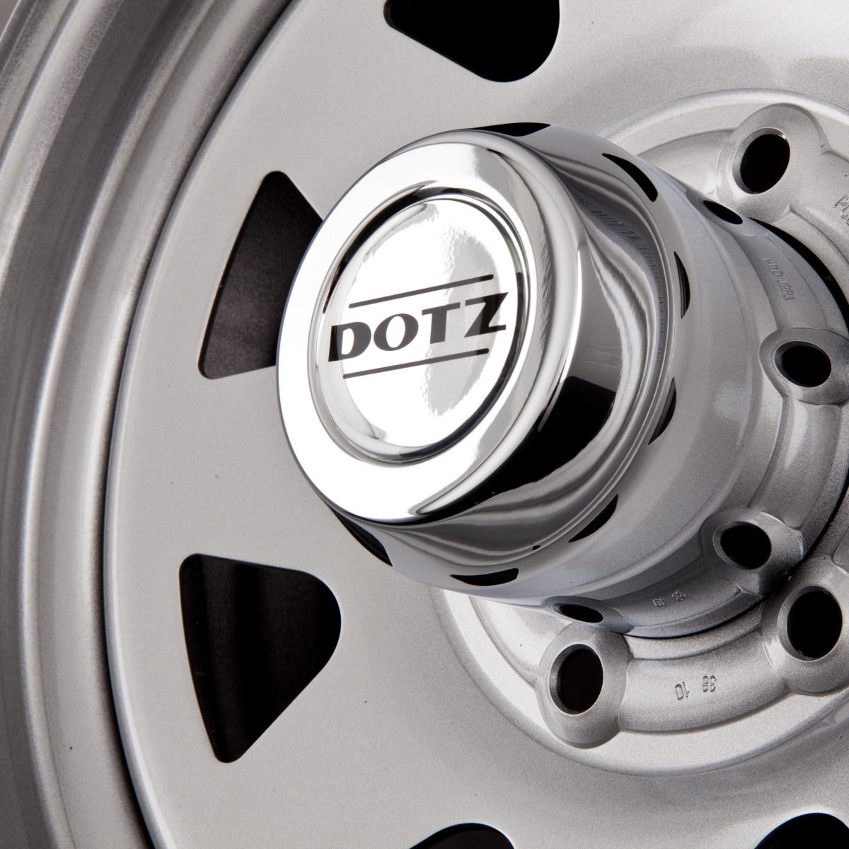 Dotz Pharao High Gloss - Offroad Stahlfelge 6x15 Zoll ET45 LK 5x139.7 ML110.1 – Bild 3