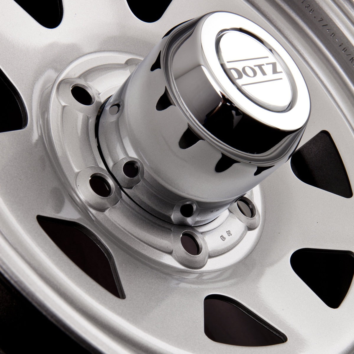 Dotz Pharao High Gloss - Offroad Stahlfelge 6x15 Zoll ET45 LK 5x139.7 ML110.1 – Bild 5