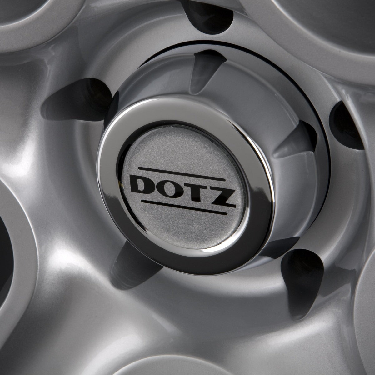 Dotz Hammada Silver Alufelge 8x16 Zoll ET0 LK 5x139.7 ML110 – Bild 3