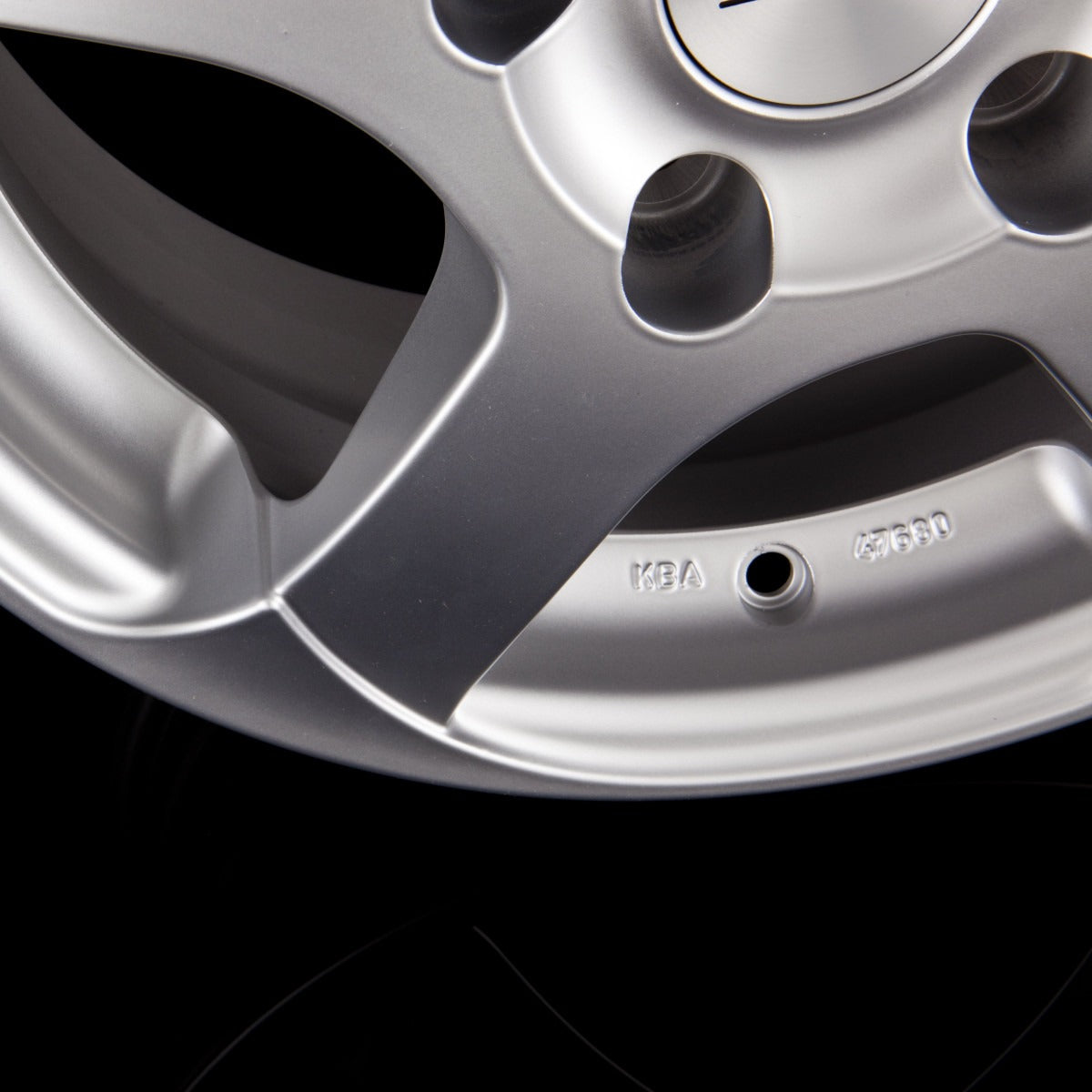 Dotz Freeride Silber Alufelge 7.5x17 Zoll ET45 LK 5x114.3 ML71.6 – Bild 4