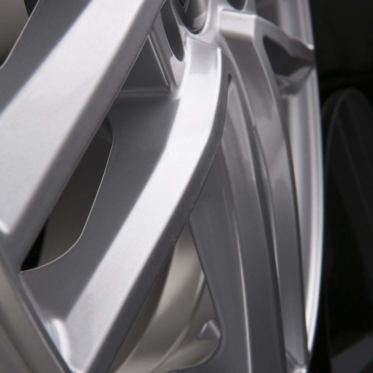 DBV Andorra TR Silver Alufelge 7x17 Zoll ET41 LK 5x112 ML66.6 – Bild 3