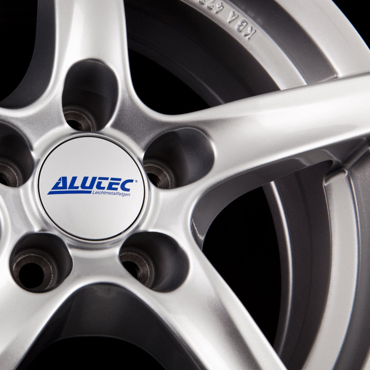Alutec Grip Polar-Silber Alufelge 8x18 Zoll ET40 LK 5x108 ML63.4 – Bild 5