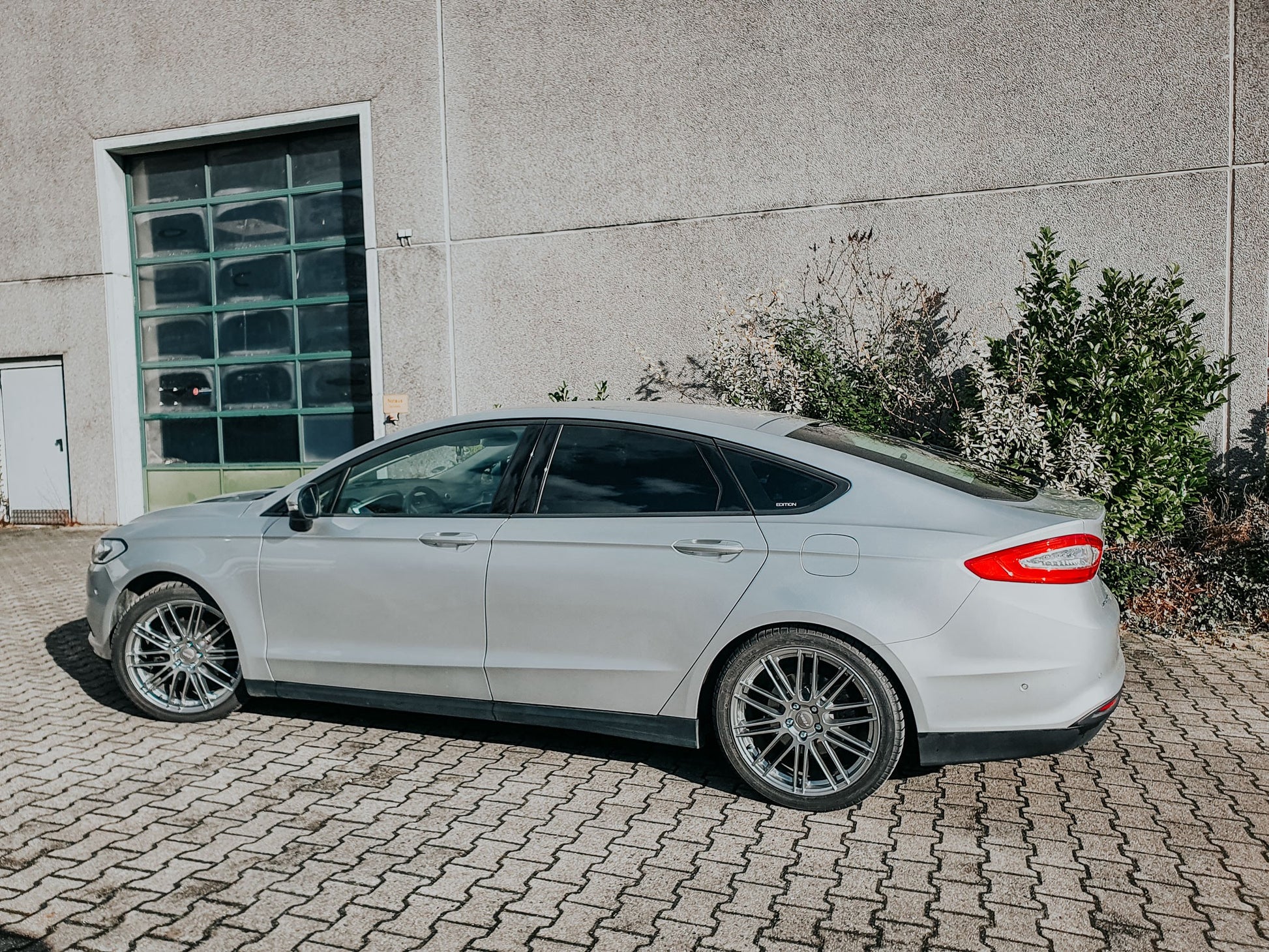 Rial Kibo metal-grey Alufelge 8x18 Zoll ET45 LK 5x108 ML63.4 – Bild 6